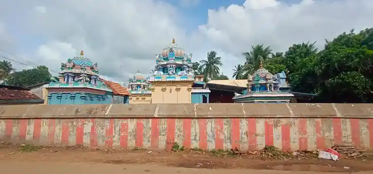 Arulmigu Meenachi Amman Temple, Manavalanaloor - 609501 அருள்மிகு மீனாட்சியம்மன் திருக்கோயில், Manavalanaloor - 609501, Thiruvarur - Ancient Temple Architecture and History Image 4