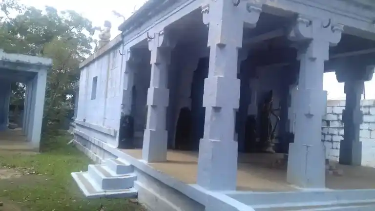 Arulmigu Meenachi Chokanathar Temple, Kozhinchivadi - 644686 அருள்மிகு மீனாட்சி சொக்கநாதசாமி திருக்கோயில், கொழிஞ்சிவாடி - 644686, Tiruppur - Ancient Temple Architecture and History Image 2