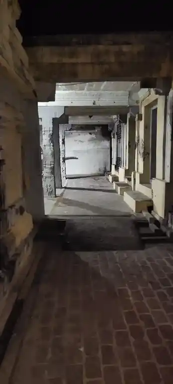 Arulmigu Meenachi Chokkanathar Temple, Mittamandagapattu - 605106 அருள்மிகு மீனாட்சி சொக்கநாதர் திருக்கோயில், மிட்டாமண்டகப்பட்டு - 605106, Viluppuram - Ancient Temple Architecture and History Image 6