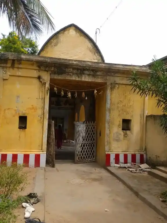 Arulmigu Meenachi Sundareswarar Temple, Theekshasauthiram - 613104 அருள்மிகு மீனாட்சிசுந்தரேஸ்வரர் திருக்கோயில், Theekshasauthiram - 613104, Thanjavur - Ancient Temple Architecture and History Image 3