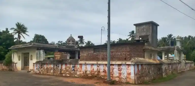 Arulmigu Meenachi Sundhareswarar Temple, Kattuputhur - 621207 அருள்மிகு மீனாட்சி சுந்தரேஸ்வரர் திருக்கோயில், காட்டுப்புத்தூர் - 621207, Thiruchirappalli - Ancient Temple Architecture and History Image 3