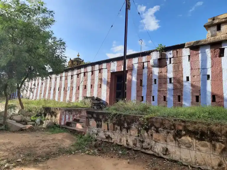 Arulmigu Meenakchi Sundareswarar And Navaneetha Krishnaswamy Temple, Cheranmahadevi - 627414
