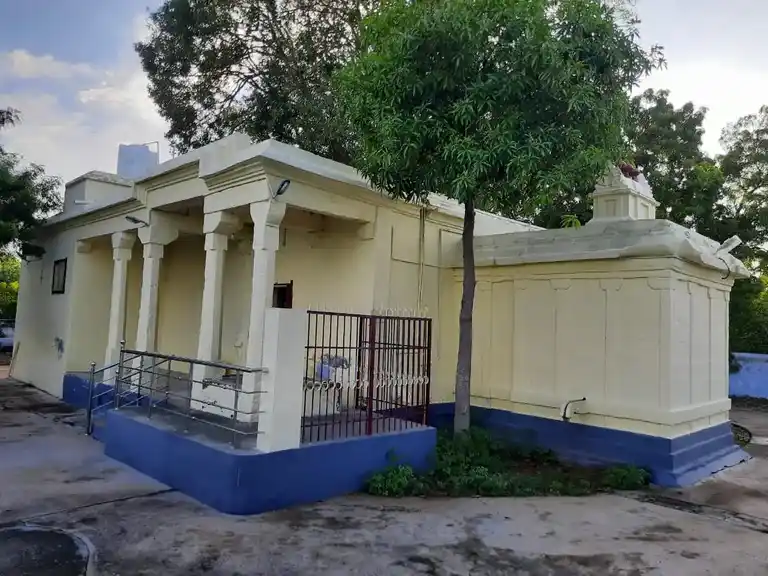 Arulmigu Meenakchi Sundareswarar Temple, Keavasamuthiram - 627453 அருள்மிகு மீனாட்சிசுந்தரேஸ்வரர் திருக்கோயில், கேசவசமுத்திரம் - 627453, Tirunelveli - Ancient Temple Architecture and History Image 2