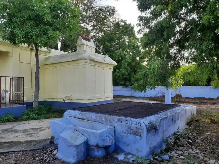 Arulmigu Meenakchi Sundareswarar Temple, Keavasamuthiram - 627453 அருள்மிகு மீனாட்சிசுந்தரேஸ்வரர் திருக்கோயில், கேசவசமுத்திரம் - 627453, Tirunelveli - Ancient Temple Architecture and History Image 9