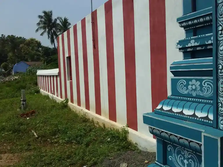 Arulmigu Meenakchi Sunthareshwarar Temple, Kulithalai - 639107 அருள்மிகு மீனாட்சி சுந்தரேஸ்வரர் லெட்சுமி நாராயணப்பெருமாள் திருக்கோயில், மருதூர், குளித்தலை - 639107, Karur - Ancient Temple Architecture and History Image 5