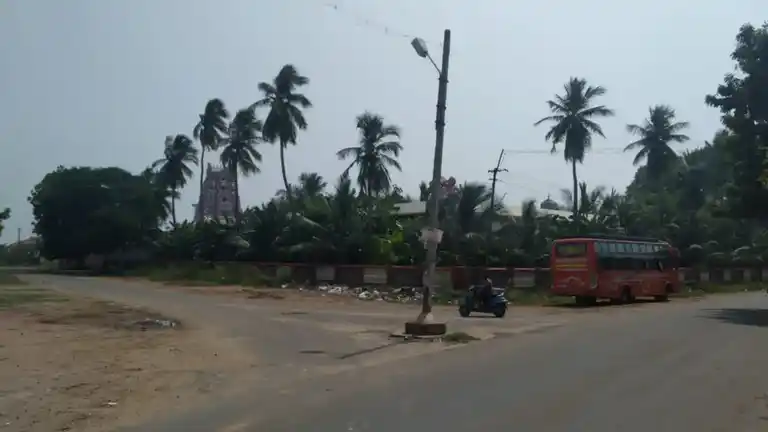 Arulmigu Meenakshi Sundareshwarar Temple, Devakottai - 630302 Arulmigu Meenakshi Sundareshwarar Temple, Devakottai - 630302, Sivagangai - Ancient Temple Architecture and History Image 4