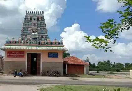 Arulmigu Meenakshi Sundareswarar and Kalabairavar Temple, Thurvasapuram, Thirumayam Taluk - 622409 அருள்மிகு மீனாட்சி சுந்தரேஸ்வரர் மற்றும் காலபைரவர் திருக்கோயில், துர்வாசபுரம், திருமயம் வட்டம் - 622409, Pudukkottai - Ancient Temple Architecture and History Image 3