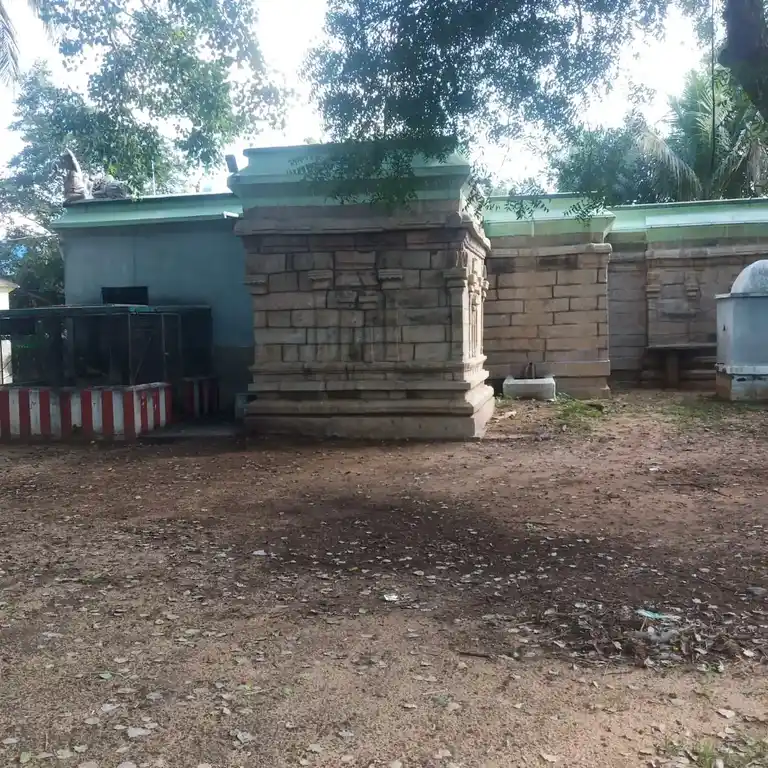 Arulmigu Meenakshi Sundareswarar Temple, Mannadimangalam - 625207 அருள்மிகு மீனாட்சி சுந்தரேஸ்வரர் திருக்கோயில், Mannadimangalam - 625207, Madurai - Ancient Temple Architecture and History Image 2