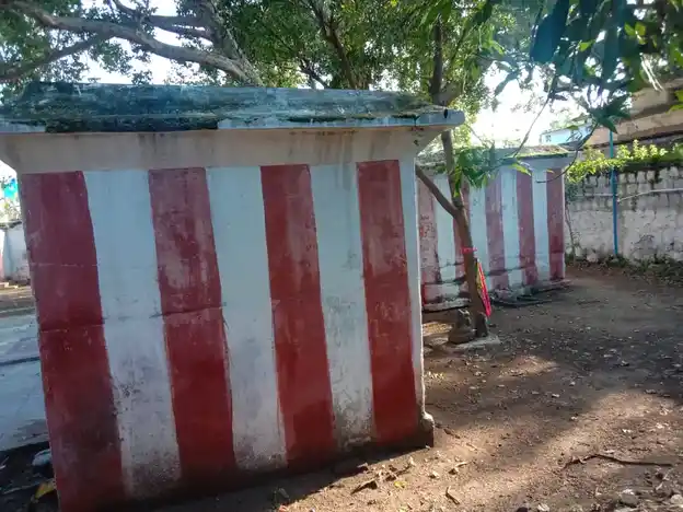 Arulmigu Meenakshi Sundareswarar Temple, Melakkal - 625234 அருள்மிகு மீனாட்சி சுந்தரேஸ்வரர் திருக்கோயில், Melakkal - 625234, Madurai - Ancient Temple Architecture and History Image 5