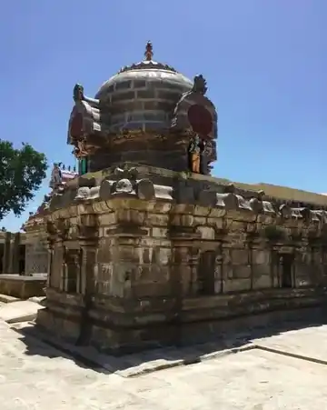 Arulmigu Meenakshi Sundareswarar Temple, Melapualur - 621707 அருள்மிகு மீனாட்சிசுந்தரரேஸ்வரர் திருக்கோயில், Melapualur - 621707, Ariyalur - Ancient Temple Architecture and History Image 4