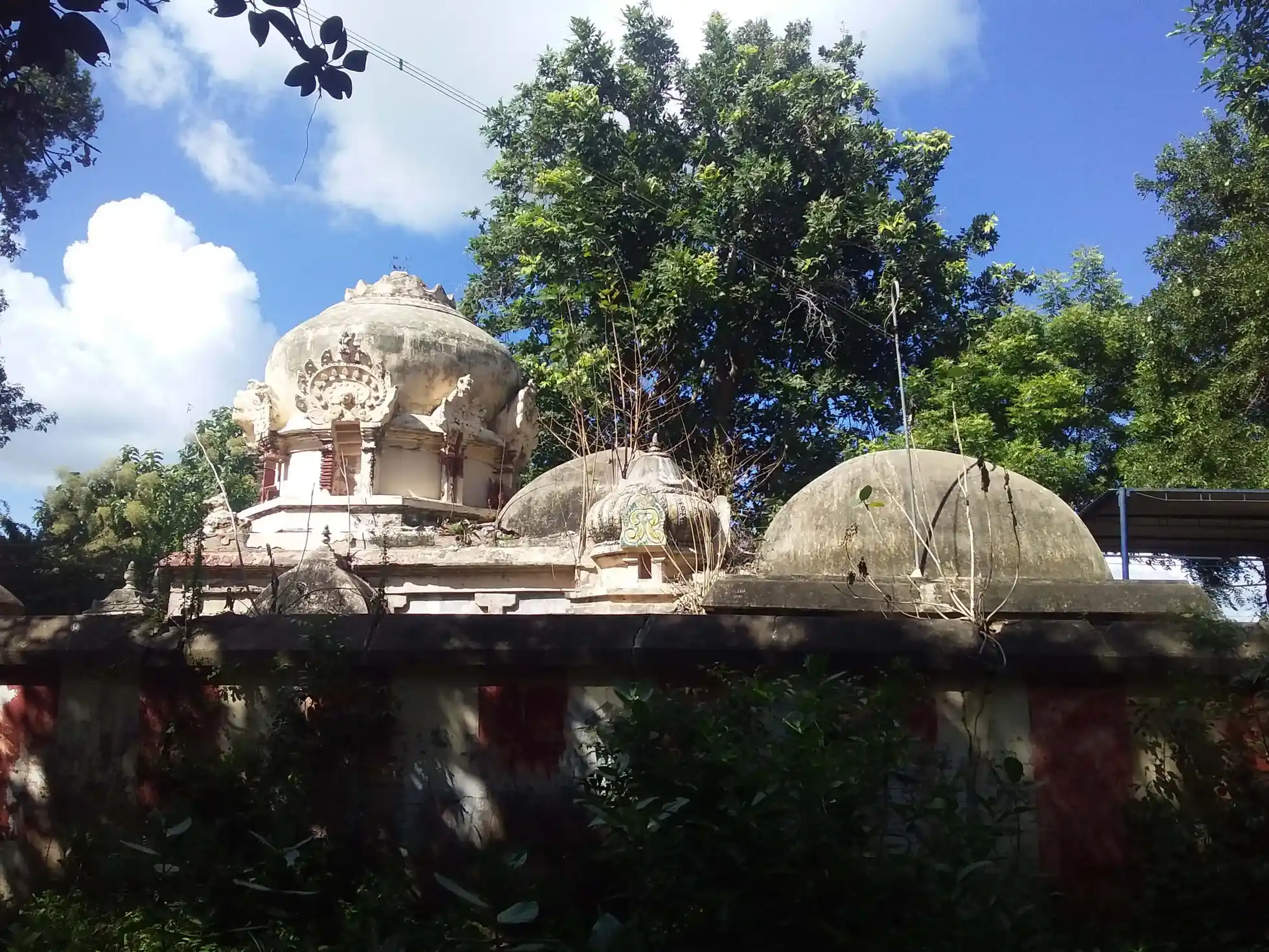 Arulmigu Meenakshi Sundareswarar Temple, Rayapuram - 612803 அருள்மிகு.மீனாட்சி சுந்தரேஸ்வரர் திருக்கோயில், ராயபுரம் - 612803, Thiruvarur - Ancient Temple Architecture and History Image 4