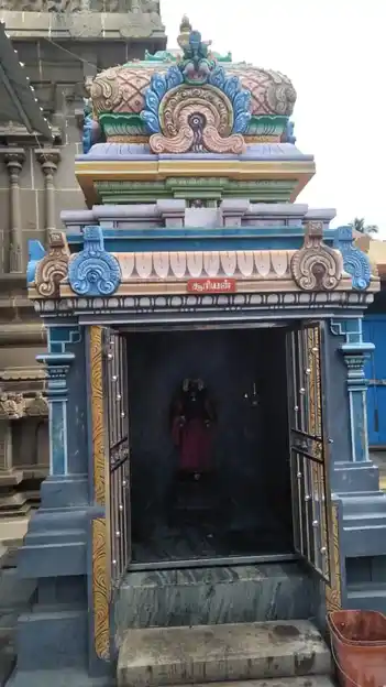Arulmigu Meenakshi Sundhareswarar And Nagarasivan Temple, Karaikudi - 630001 அருள்மிகு மீனாட்சி சுந்தரேஸ்வரர் என்ற நகர சிவன் கோயில், Karaikudi - 630001, Sivagangai - Ancient Temple Architecture and History Image 2