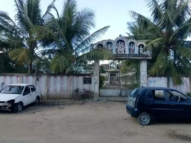 Arulmigu Meenakshisundarasar Temple, Thirunallur - 612501 Arulmigu Meenakshisundarasar Temple, Thirunallur - 612501, Thanjavur - Ancient Temple Architecture and History Image 3