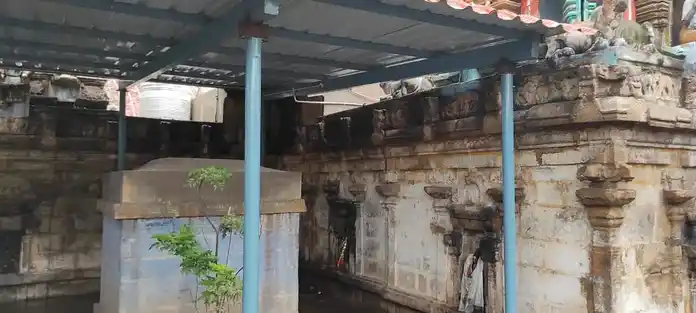 Arulmigu Meenakshisundareswarar Temple, Periyapalam, Kulithalai - 639104 Arulmigu Meenakshisundareswarar Temple, Periyapalam, Kulithalai - 639104, Karur - Ancient Temple Architecture and History Image 6