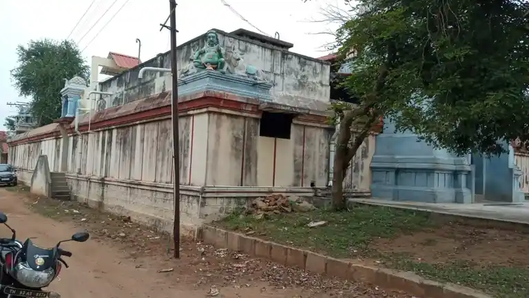 Arulmigu Meenatchi Sundareshwarar Temple, Aavanipatti - 630216 Arulmigu Meenatchi Sundareshwarar Temple, Aavanipatti - 630216, Sivagangai - Ancient Temple Architecture and History Image 3