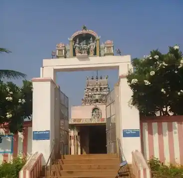 Arulmigu Meenatchi Sundareshwarar Temple, Mathakupatti - 630553 Arulmigu Meenatchi Sundareshwarar Temple, Mathakupatti - 630553, Sivagangai - Ancient Temple Architecture and History Image 3