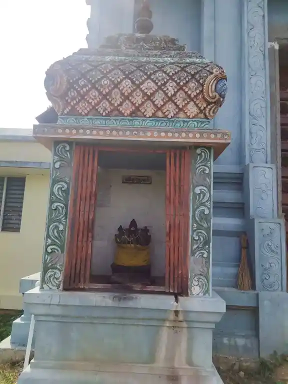 Arulmigu Meenatchi Sundareshwarar Temple, Sirukoodalpatti - 630212 Arulmigu Meenatchi Sundareshwarar Temple, Sirukoodalpatti - 630212, Sivagangai - Ancient Temple Architecture and History Image 3