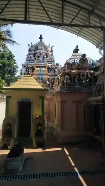 Arulmigu Meenatchi Sundareshwarar Temple, Sokkalinkaputhur - 630101 Arulmigu Meenatchi Sundareshwarar Temple, Sokkalinkaputhur - 630101, Sivagangai - Ancient Temple Architecture and History Image 4