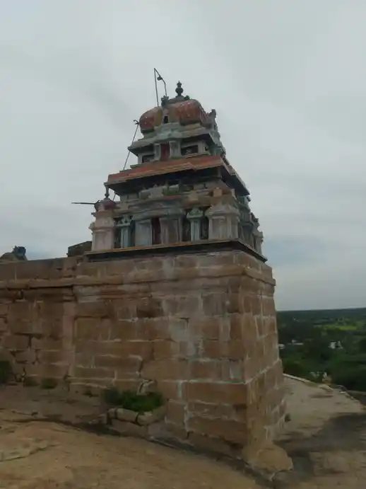 Arulmigu Meenatchi Sundareswarar Matrum Subramaniyaswamy Temple, Thokaimalai - 621313 அருள்மிகு மீனாட்சி சுந்தரேஸ்வரர் மற்றும் சுப்பரமணியசுவாமி திருக்கோயில், Thokaimalai - 621313, Karur - Ancient Temple Architecture and History Image 3