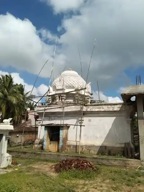 Arulmigu Meenatchi Sundareswarar Pattabi Ramar And Iyyanar Temple, Perugavazhandhan - 614705