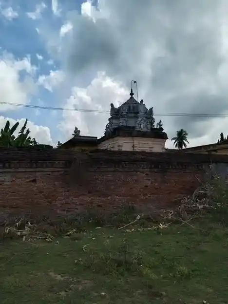 Arulmigu Meenatchi Sundareswarar Pattabi Ramar And Iyyanar Temple, Perugavazhandhan - 614705 அருள்மிகு அய்யனார் திருக்கோயில், Perugavazhandhan - 614705, Thiruvarur - Ancient Temple Architecture and History Image 3