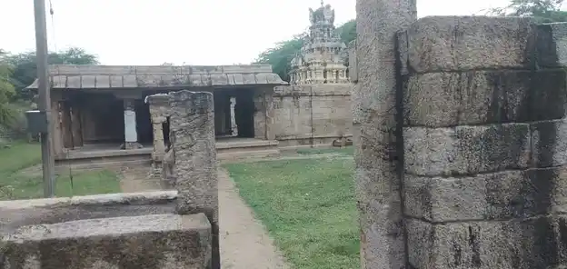 Arulmigu Meenatchi Sundareswarar Temple, Aariyur - 622102 அருள்மிகு அருள்மிகு மீனாட்சிசந்தரேஸ்வரர் திருக்கோயில், Aariyur - 622102, Pudukkottai - Ancient Temple Architecture and History Image 2