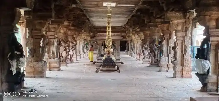 Arulmigu Meenatchi Sundareswarar Temple, Ammankuruchi, Ponnamaravathi Taluk - 622407 அருள்மிகு மீனாட்சி சுந்தரேஸ்வரர் திருக்கோயில், அம்மன்குறிச்சி, பொன்னமராவதி வட்டம் - 622407, Pudukkottai - Ancient Temple Architecture and History Image 3
