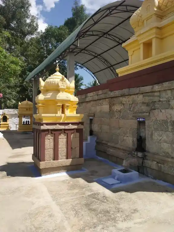 Arulmigu Meenatchi Sundareswarar Temple, Pasur - 638154 அருள்மிகு மீனாட்சி சுந்தரேஸ்வரர் திருக்கோயில், Pasur - 638154, Erode - Ancient Temple Architecture and History Image 4