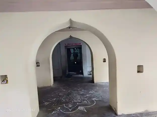 Arulmigu Meenatchi Sundareswarar Temple, Sethrapalapuram, Kuthalam - 609801 அருள்மிகு மீனாட்சி சுந்தரேஸ்வரசுவாமி திருக்கோயில், சேத்ரபாலபுரம், Kuthalam - 609801, Mayiladuthurai - Ancient Temple Architecture and History Image 5