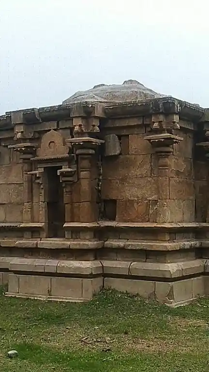 Arulmigu Meenatchiyamman Temple, Madakudi - 621216 Temple