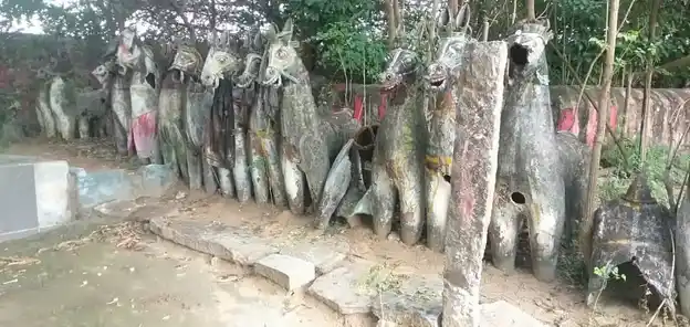 Arulmigu Meiyyanaathar Ayyanar Temple, Aariyur - 622101 அருள்மிகு மெய்யநாதர் அய்யனார் திருக்கோயில், Aariyur - 622101, Pudukkottai - Ancient Temple Architecture and History Image 4