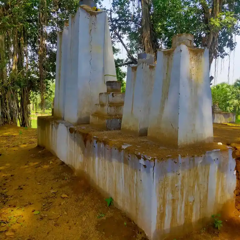 Arulmigu Mela Sudalai Madaswamy Temple, Polikarai - 627414 அருள்மிகு மேலச்சுடலைமாடசாமி திருக்கோயில், Polikarai - 627414, Tirunelveli - Ancient Temple Architecture and History Image 2