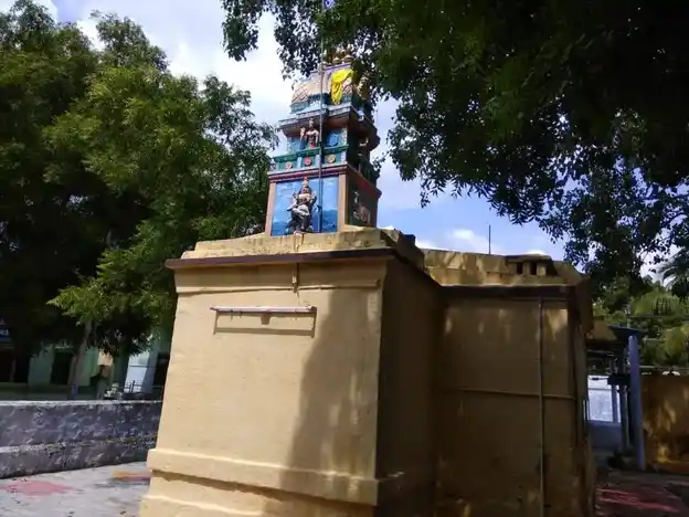 Arulmigu Melagurunathan Temple, Cheevalaperi - 627501 அருள்மிகு மேலகுருநாதன் கோயில், Cheevalaperi - 627501, Tirunelveli - Ancient Temple Architecture and History Image 2