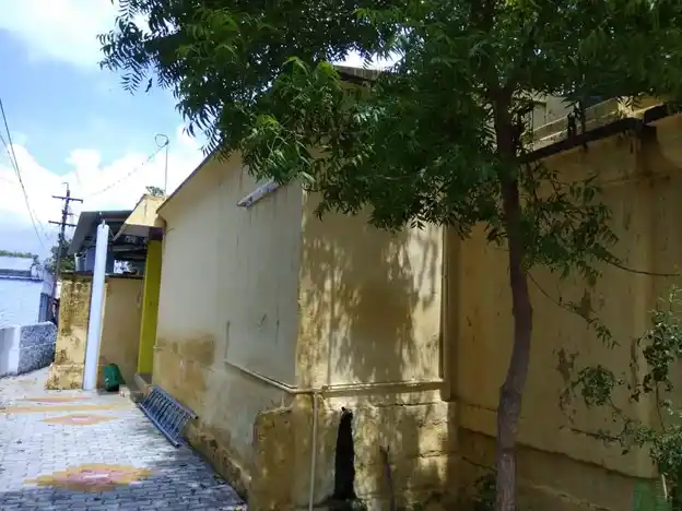 Arulmigu Melagurunathan Temple, Cheevalaperi - 627501 அருள்மிகு மேலகுருநாதன் கோயில், Cheevalaperi - 627501, Tirunelveli - Ancient Temple Architecture and History Image 5