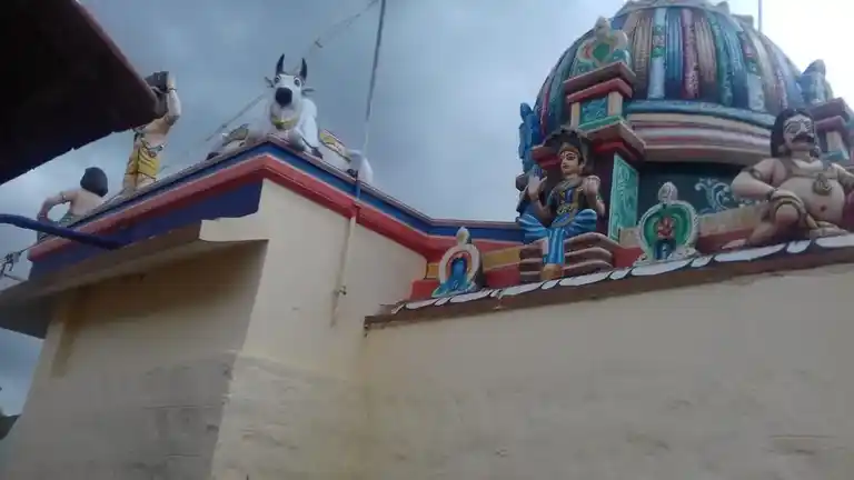Arulmigu Melakannimar And Sastha Ayyanar Temple, Katchaikatti - 625218