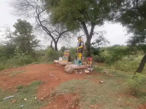 Arulmigu Melakannimar Temple, Katchaikatti - 625218 அருள்மிகு மேலகன்னிமார் திருக்கோயில், Katchaikatti - 625218, Madurai - Ancient Temple Architecture and History Image 2
