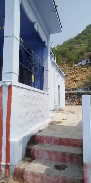 Arulmigu Melakozhunthu Mamalai Subramaina Swamy Temple, Melakoluthumamalai, Pudukudi - 627414