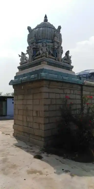 Arulmigu Melakozhunthu Mamalai Subramaina Swamy Temple, Melakoluthumamalai, Pudukudi - 627414 அருள்மிகு மேலக்கொழுந்துமாமலை சுப்பிரமணியசாமி திருக்கோயில், Melakoluthumamalai, புதுக்குடி - 627414, Tirunelveli - Ancient Temple Architecture and History Image 3