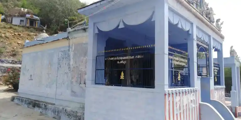 Arulmigu Melakozhunthu Mamalai Subramaina Swamy Temple, Melakoluthumamalai, Pudukudi - 627414 அருள்மிகு மேலக்கொழுந்துமாமலை சுப்பிரமணியசாமி திருக்கோயில், Melakoluthumamalai, புதுக்குடி - 627414, Tirunelveli - Ancient Temple Architecture and History Image 4