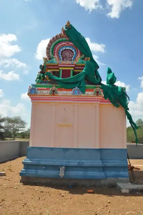 Arulmigu Melapattaiyamman Temple, Karudaiyanpalayam - 639111 அருள்மிகு மேலப்பட்டையம்மன் திருக்கோயில்,  - 639111, Karur - Ancient Temple Architecture and History Image 3