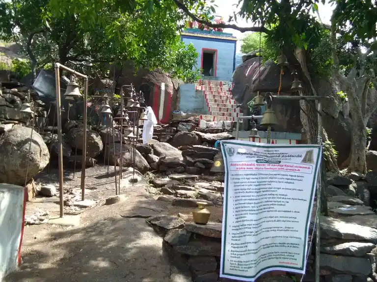 Arulmigu Melaperumal Temple, Senthurai - 624403 அருள்மிகு மேலப்பெருமாள் கோயில், Senthurai - 624403, Dindigul - Ancient Temple Architecture and History Image 2