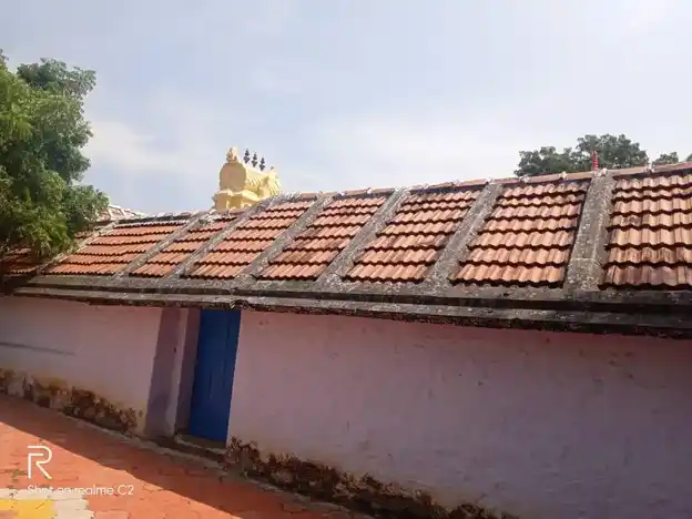 Arulmigu Melathirattu Sudalaimadasamy Temple, Govt. H.S. School, Chenbagaramanputhoor - 629301 அருள்மிகு மேலதிரட்டு சுடலைமாடசாமி திருக்கோயில், Govt. H.S. School, Chenbagaramanputhoor - 629301, Kanyakumari - Ancient Temple Architecture and History Image 3