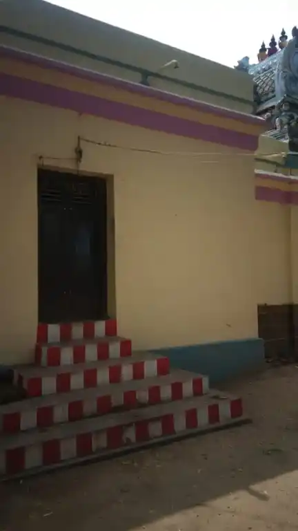 Arulmigu Melur Muttharaman Temple, Valavallan - 628802 அருள்மிகு மேலூர் முத்தாரம்மன் திருக்கோயில், Valavallan - 628802, Thoothukudi - Ancient Temple Architecture and History Image 4