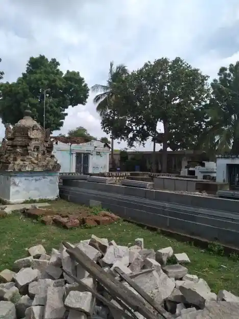 Arulmigu Meyyar Ayyanar Temple, Silatoor - 614622 அருள்மிகு மெய்யர் அய்யனார் திருக்கோயில், நற்பவளக்குடி, அறந்தாங்கி வட்டம் - 614622, Pudukkottai - Ancient Temple Architecture and History Image 6