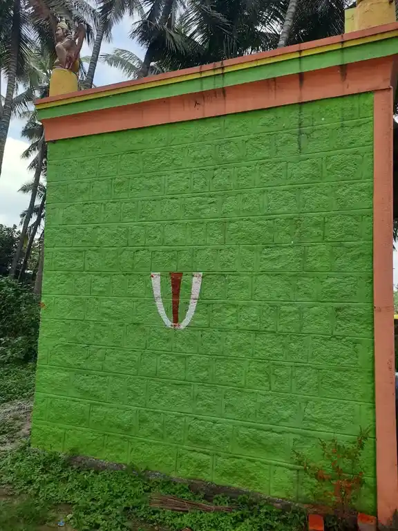 Arulmigu Mittahalli Perumal Temple, Sukkarandahalli, Kaveripattinam - 635112 அருள்மிகு மிட்டஹள்ளி பெருமாள் திருக்கோயில், சுக்கராண்டஹள்ளி, மிட்டஹள்ளி - 635112, Krishnagiri - Ancient Temple Architecture and History Image 4