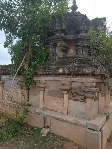 Arulmigu Mokkamudaiya Ayyanar Temple, Mokur, Mokur - 614602 அருள்மிகு மோக்கமுடைய அய்யனார் திருக்கோயில், Mokur, Mokur - 614602, Thanjavur - Ancient Temple Architecture and History Image 3