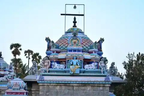 Arulmigu Mokkaneeswar Temple, Kulaekoundanpudur, Kuttagam - 638462 Arulmigu Mokkaneeswar Temple, Kulaekoundanpudur, Kuttagam - 638462, Tiruppur - Ancient Temple Architecture and History Image 4