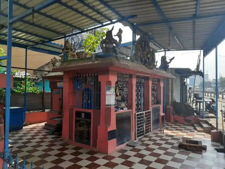 Arulmigu Mondimariamman Temple, Byepass Road, Padiyanallur - 600052 அருள்மிகு மொண்டிமாரியம்மன் திருக்கோயில், Byepass Road, Padiyanallur - 600052, Tiruvallur - Ancient Temple Architecture and History Image 2