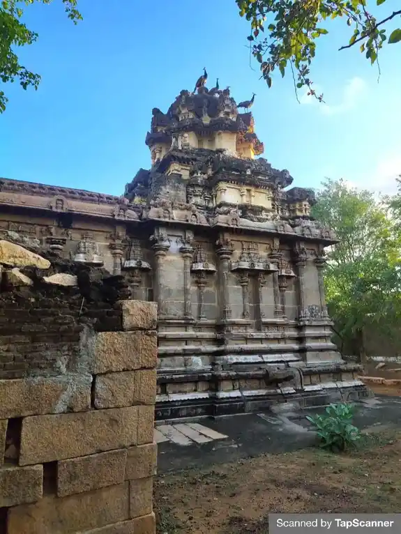 Arulmigu Moodreeswaramudaiyar Temple, Street End, Manappadai Veedu - 627353