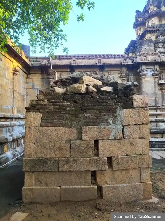 Arulmigu Moodreeswaramudaiyar Temple, Street End, Manappadai Veedu - 627353 அருள்மிகு மூன்றீஸ்வரமுடையார் திருக்கோயில், Street End, மனப்படை வீடு - 627353, Tirunelveli - Ancient Temple Architecture and History Image 6